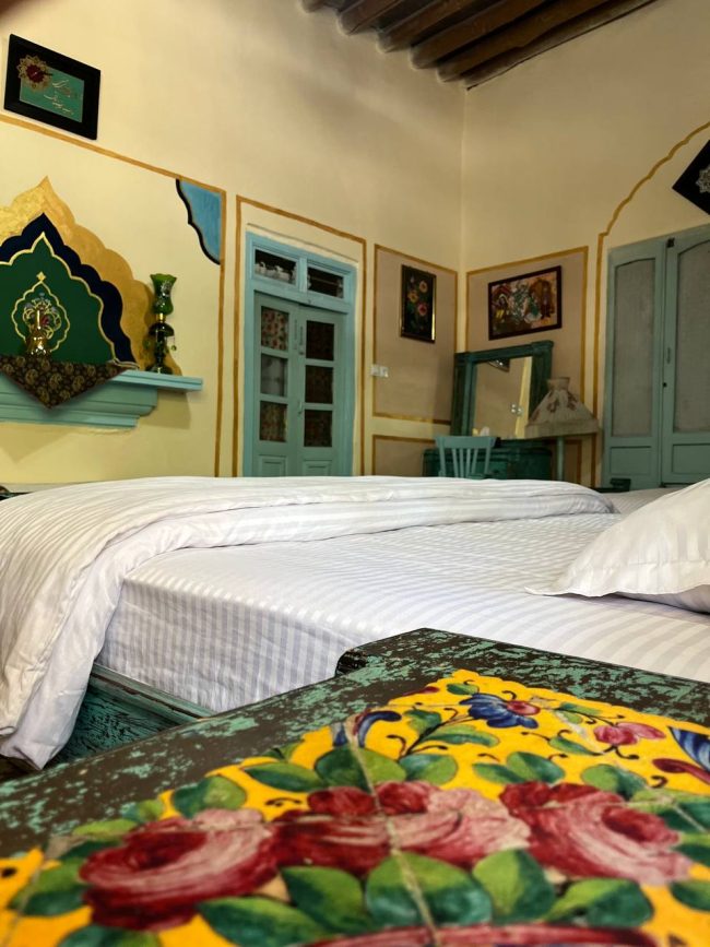 اتاق قوناق هتل سنتی آنام زنجان