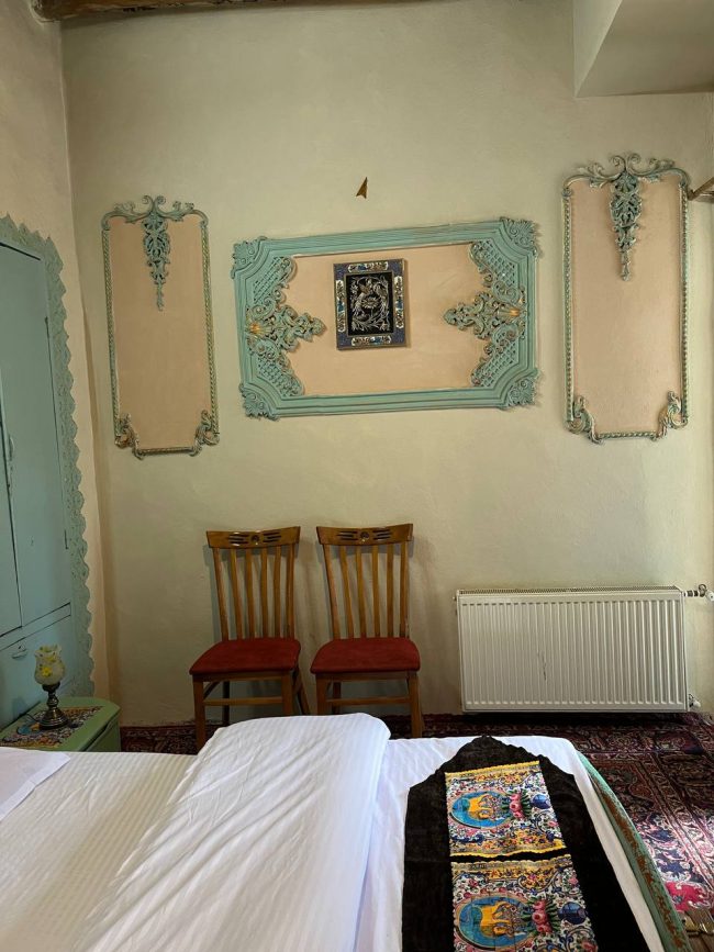 اتاق خان باجی هتل سنتی آنام زنجان