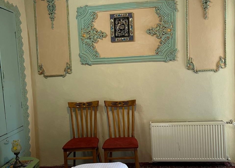 اتاق خان باجی هتل سنتی آنام زنجان